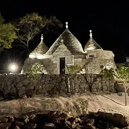 Trullo Stella With Exclusive Pool